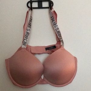 Victoria Secret rhinestone bras . Brand new never worn.